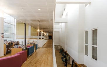 Visite guidée de la bibliothèque universitaire Paris 8