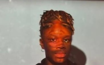 Cuir noir cœur queer