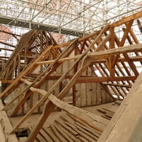 Visite guidée de la maison-échafaudage