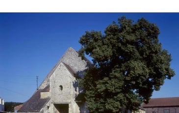 La Grange aux Dîmes et l'église Saint-Médard à Tremblay-en-France