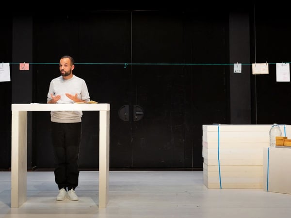 Koulounisation, Salim Djaferi