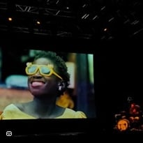 Oriki & Woz Kaly, La Petite Vendeuse de Soleil