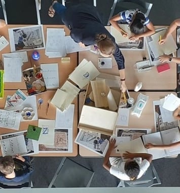 Atelier jeune public, De la cartographie à la carte postale