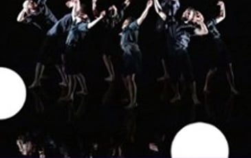 Les Yeux Fermés