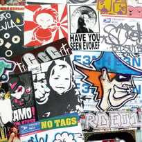 Stickers à la une
