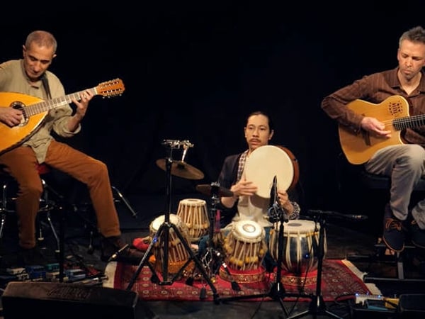 Kayane trio