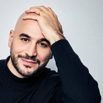 Mehdi Djaadi, Couleur framboise