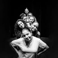Au nom des différences, Troupe Héritage
