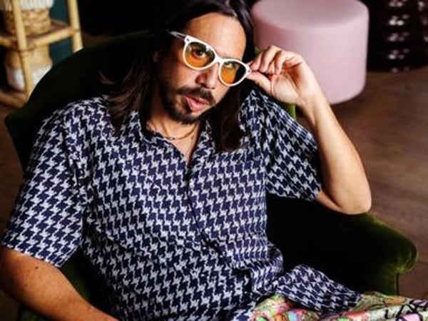 Yesteban, David Boring des Naive New Beaters